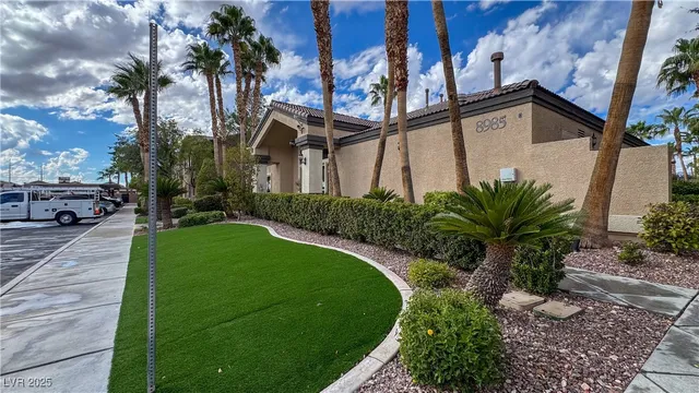 $1,395 | 8985 South Durango Drive, Unit 1087, Las Vegas, NV 89113