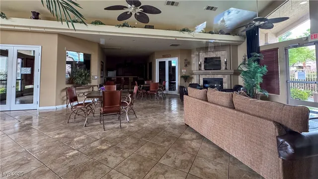 $1,395 | 8985 South Durango Drive, Unit 1087, Las Vegas, NV 89113