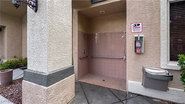 $1,395 | 8985 South Durango Drive, Unit 1087, Las Vegas, NV 89113