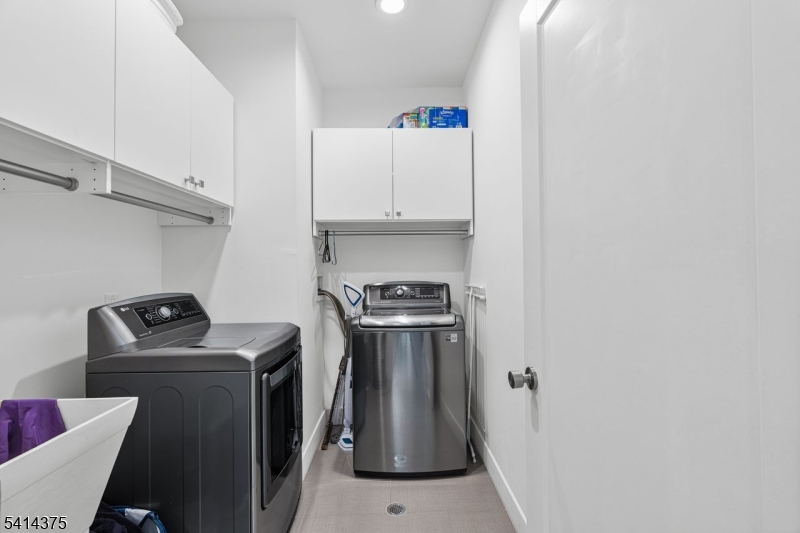 1993 Amwell Road Somerset, NJ 08873 - Photo 14 of 45