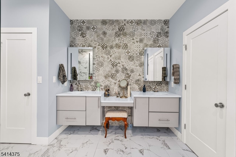 1993 Amwell Road Somerset, NJ 08873 - Photo 23 of 45