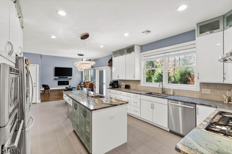 1993 Amwell Road Somerset, NJ 08873 - Photo 10 of 45