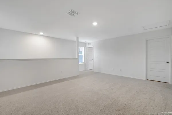 $1,995 | 11637 Anselmo, San Antonio, TX 78254