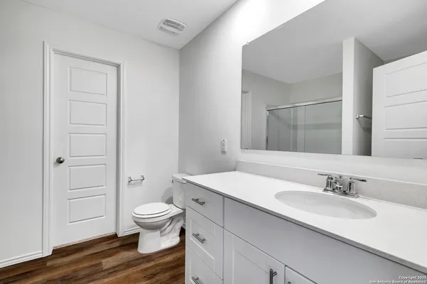 $1,995 | 11637 Anselmo, San Antonio, TX 78254