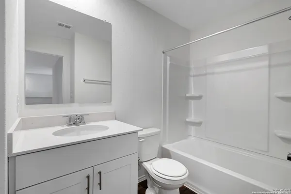 $1,995 | 11637 Anselmo, San Antonio, TX 78254