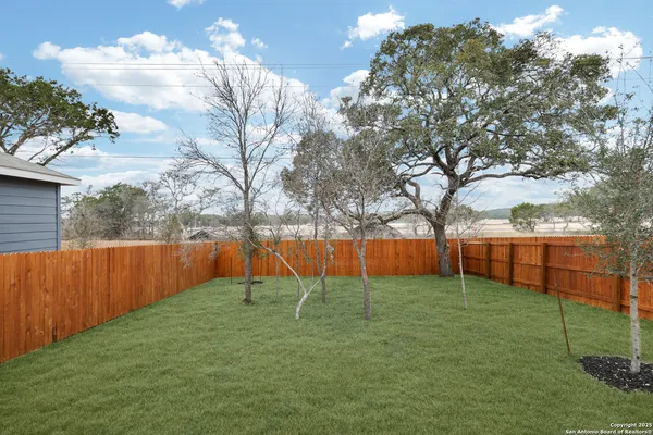 $1,995 | 11637 Anselmo, San Antonio, TX 78254