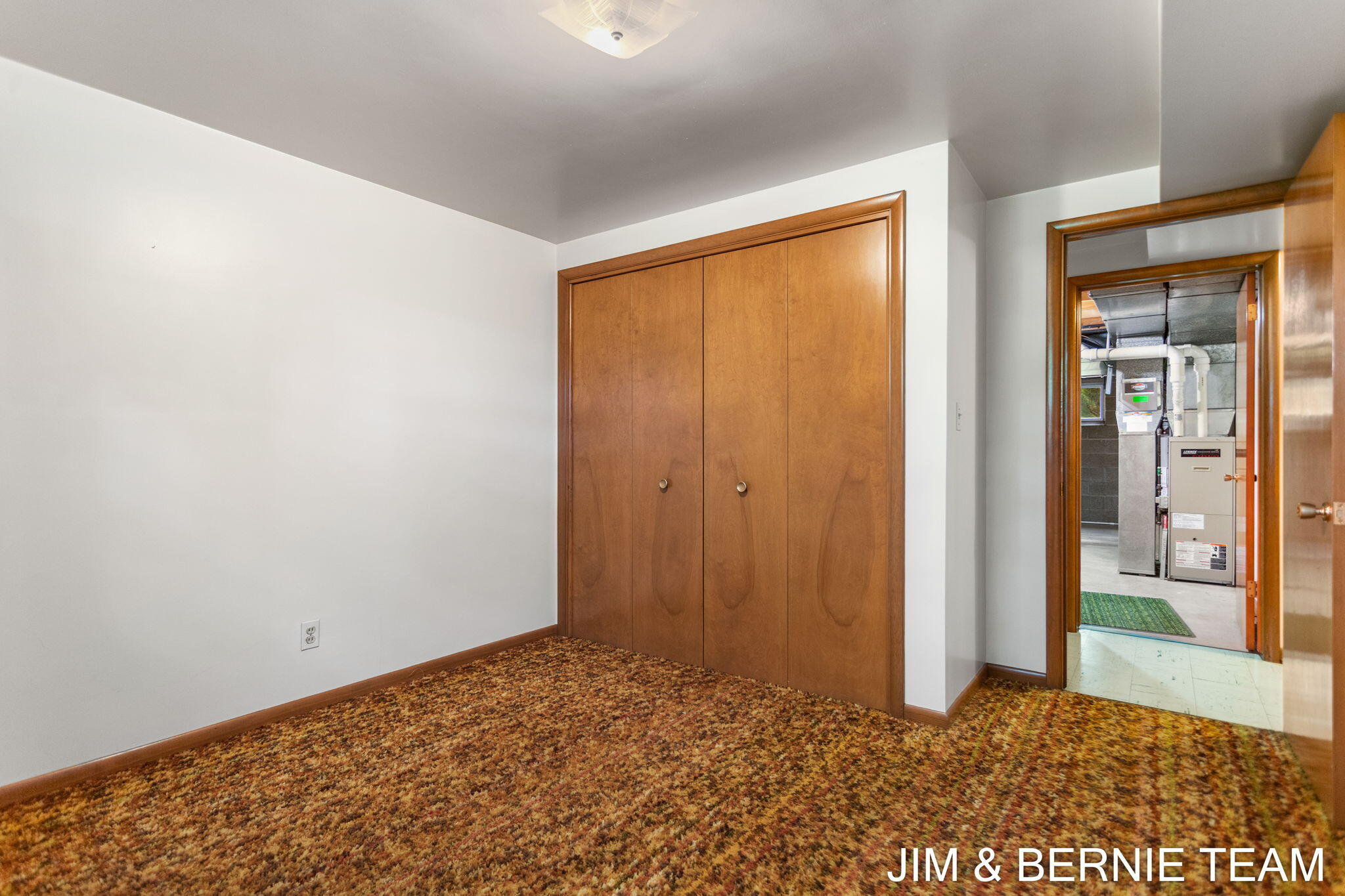 352 Beeline Road Holland, MI 49424 - Photo 33 of 64 34