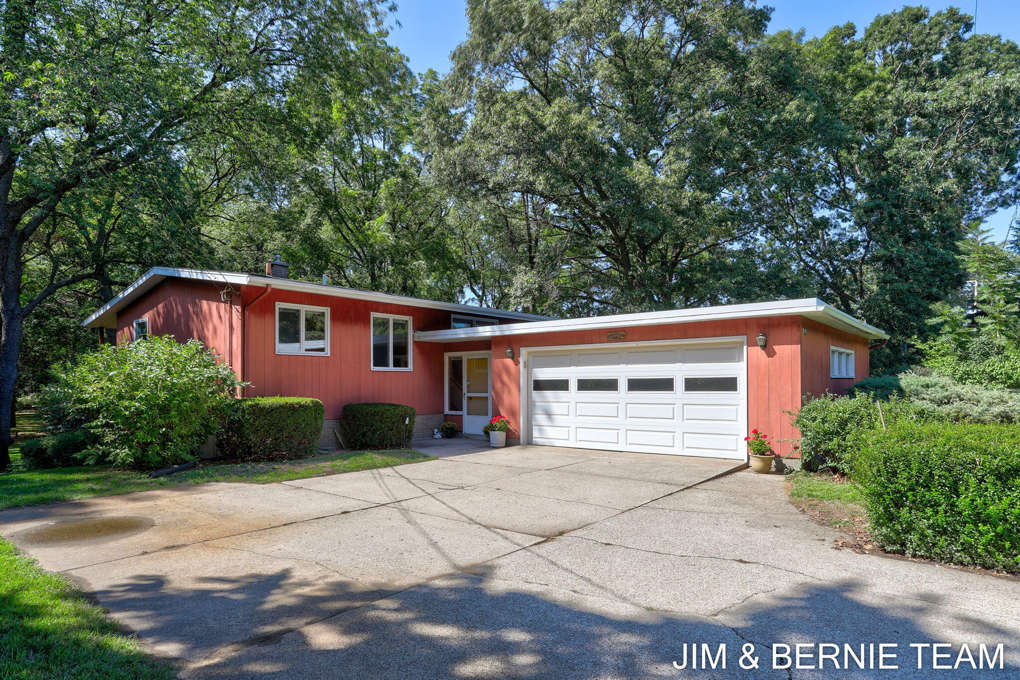352 Beeline Road Holland, MI 49424 - Photo 45 of 64 46