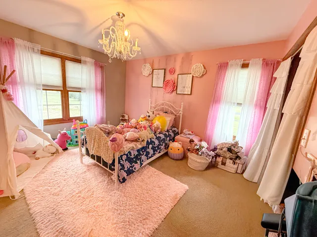 $315,000 | 10052 Landmark Drive, Rock Falls, IL 61071