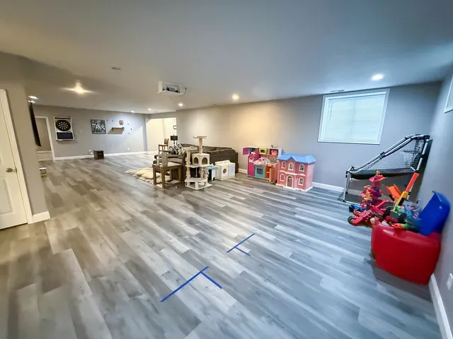 $315,000 | 10052 Landmark Drive, Rock Falls, IL 61071