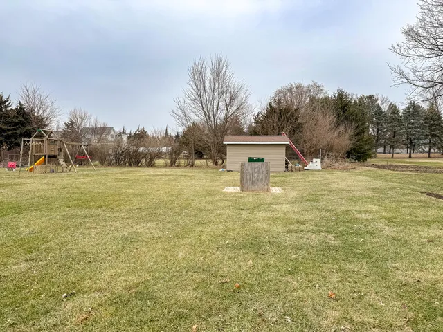 $315,000 | 10052 Landmark Drive, Rock Falls, IL 61071