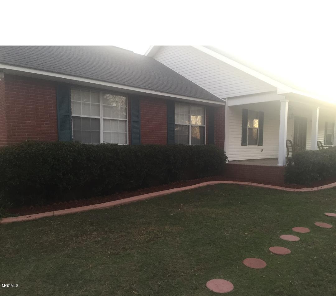18801 West Wortham Road Saucier, MS 39574 - Photo 8 of 16 Screenshot_20191202-183735~2