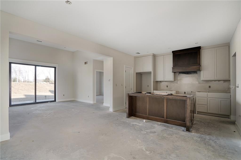 9593 Jupiter Street Lenexa, KS 66219 - Photo 4 of 60