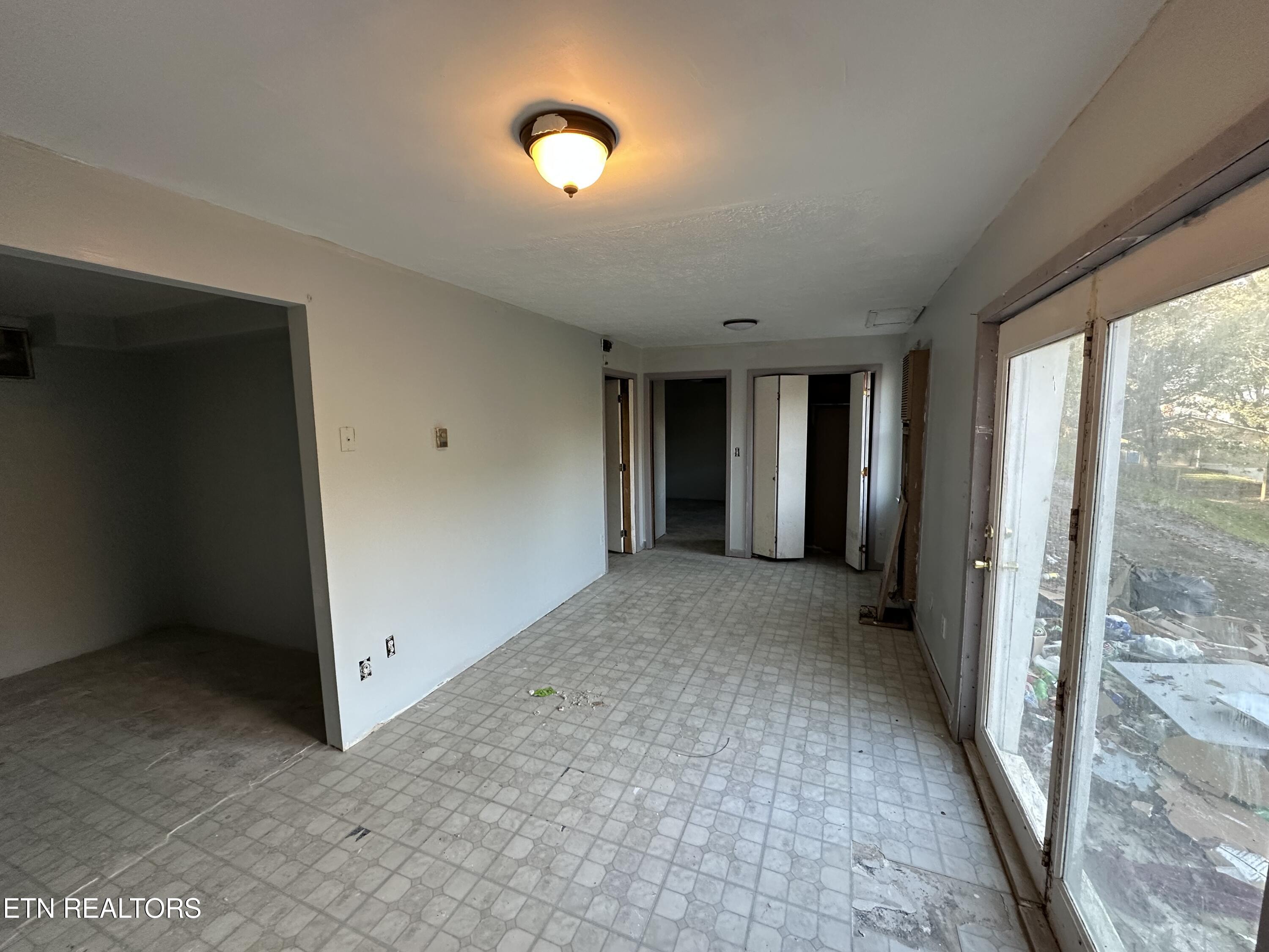 1377 Dr Thomas Walker Road Ewing, VA 24248 - Photo 11 of 17 IMG_4117