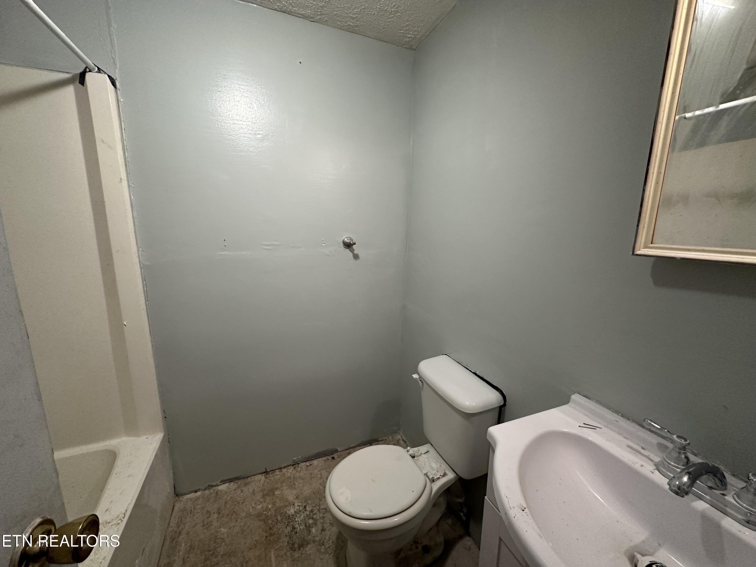 1377 Dr Thomas Walker Road Ewing, VA 24248 - Photo 13 of 17 IMG_4119