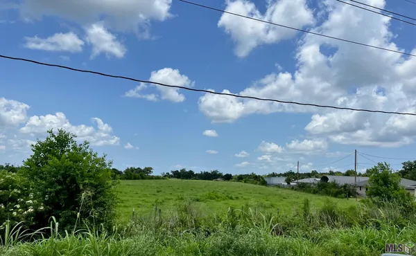 $725,000 | 13233 East Main Street, Larose, LA 70373