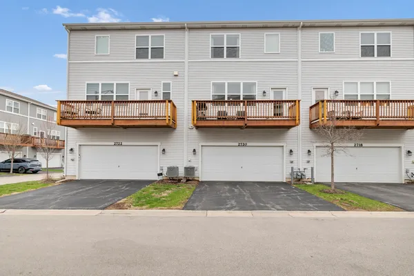 a house view with a outdoor space