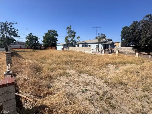 a view of a outdoor space