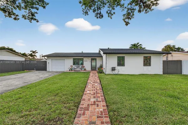 $4,500 | 13441 Southwest 74th Street, Miami, FL 33183