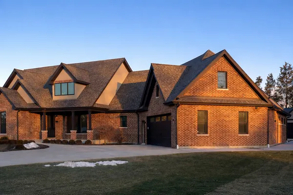 $2,975,000 | 740 67th Place, Willowbrook, IL 60527
