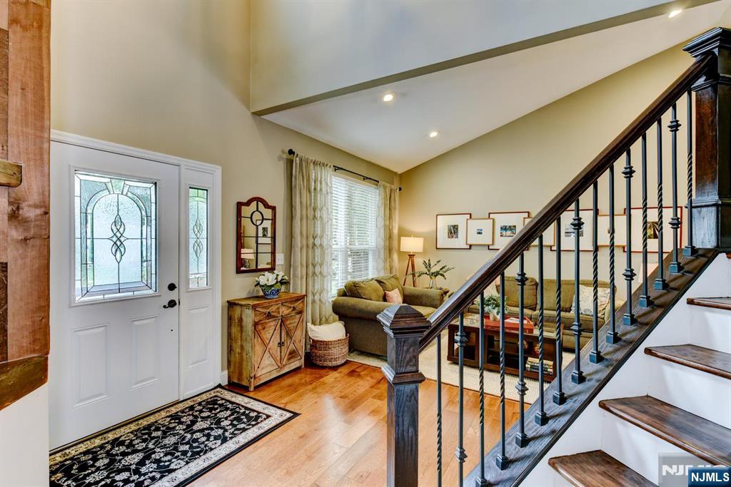 88 Watch Hill Road Hackettstown, NJ 07840 - Photo 3 of 50