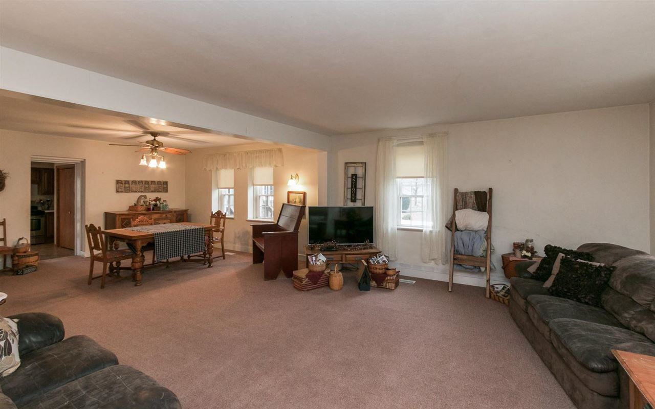 4226 V Street Homestead, IA 52236 - Photo 3 of 24 Gallery Image 3