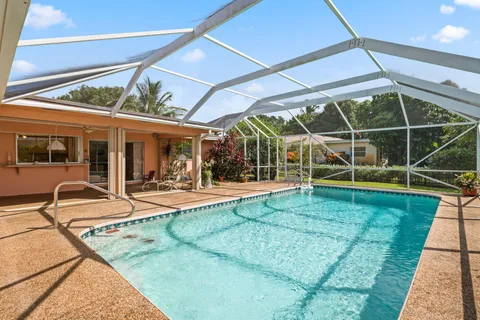 $949,000 | 73 Fairview East, Tequesta, FL 33469
