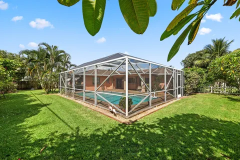 $949,000 | 73 Fairview East, Tequesta, FL 33469