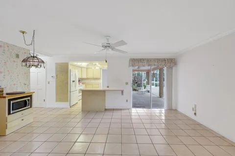 $949,000 | 73 Fairview East, Tequesta, FL 33469