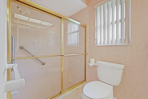 $949,000 | 73 Fairview East, Tequesta, FL 33469