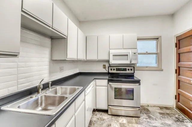 $240,000 | 609 3rd Avenue South, Moorhead, MN 56560