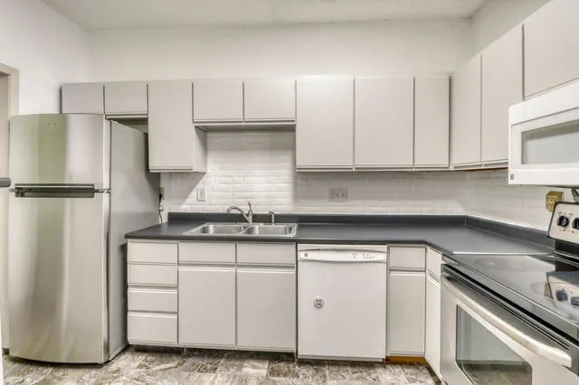 $240,000 | 609 3rd Avenue South, Moorhead, MN 56560