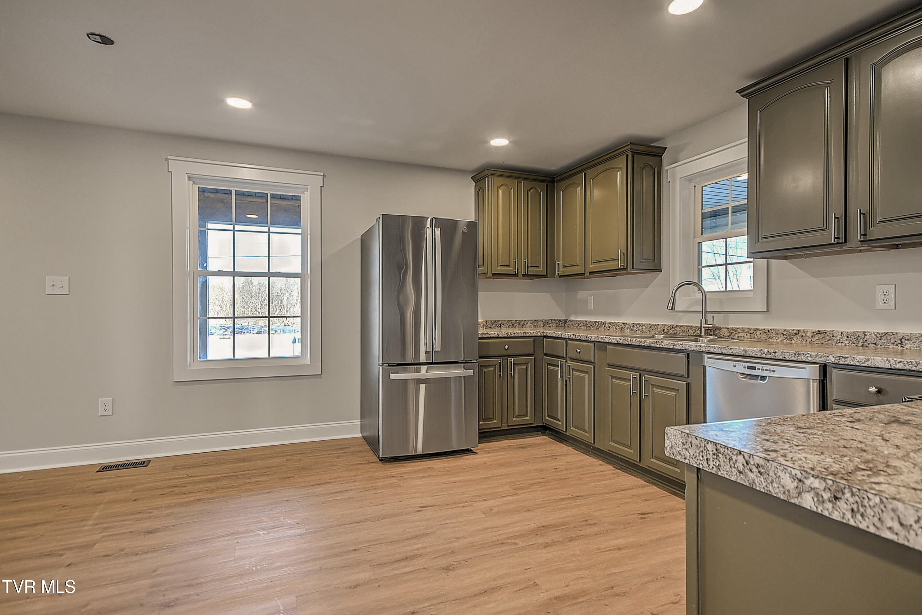 104 Powell Street Greeneville, TN 37745 - Photo 11 of 39 104 Powel St DA-12