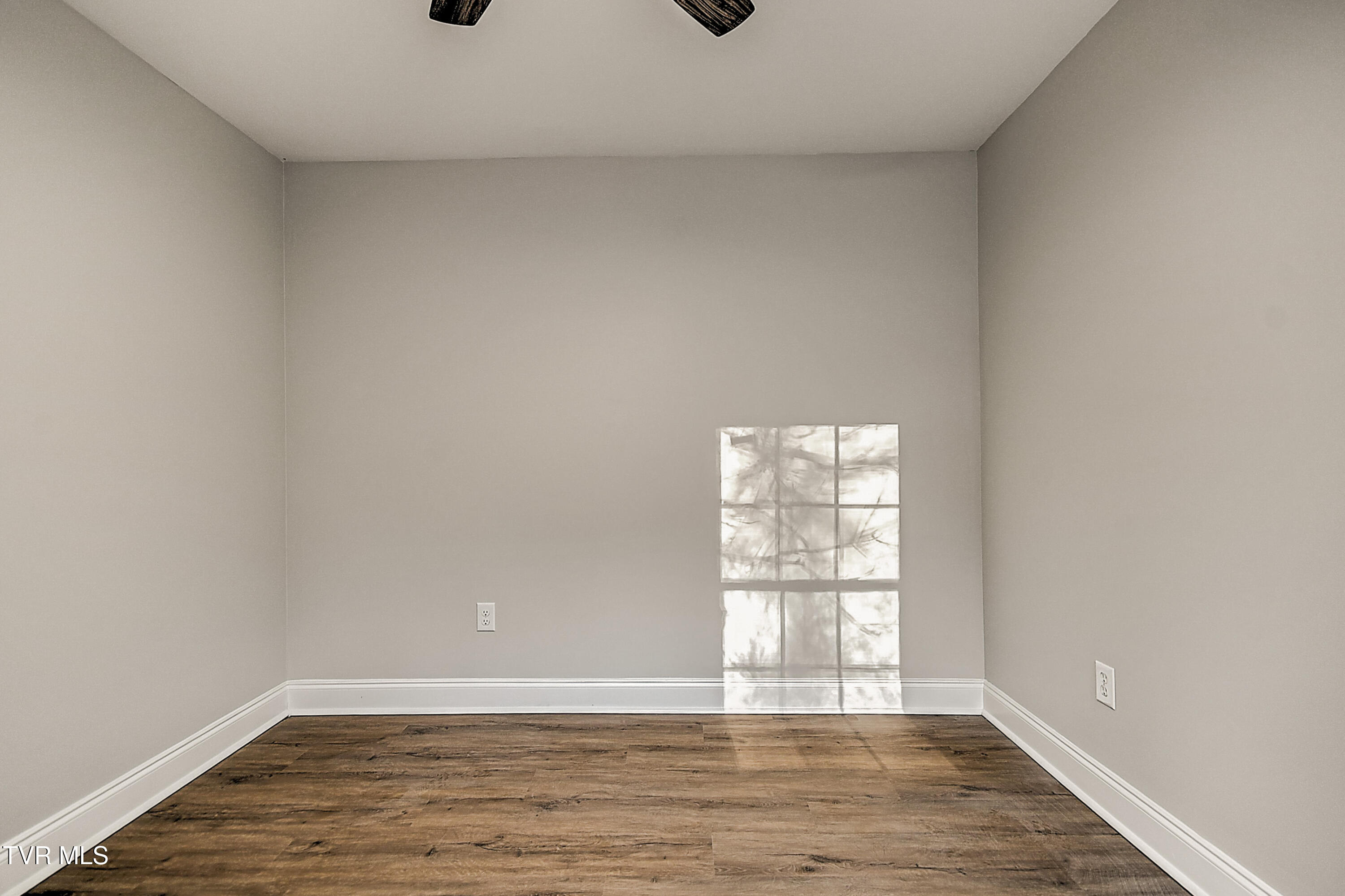 104 Powell Street Greeneville, TN 37745 - Photo 18 of 39 104 Powel St DA-19