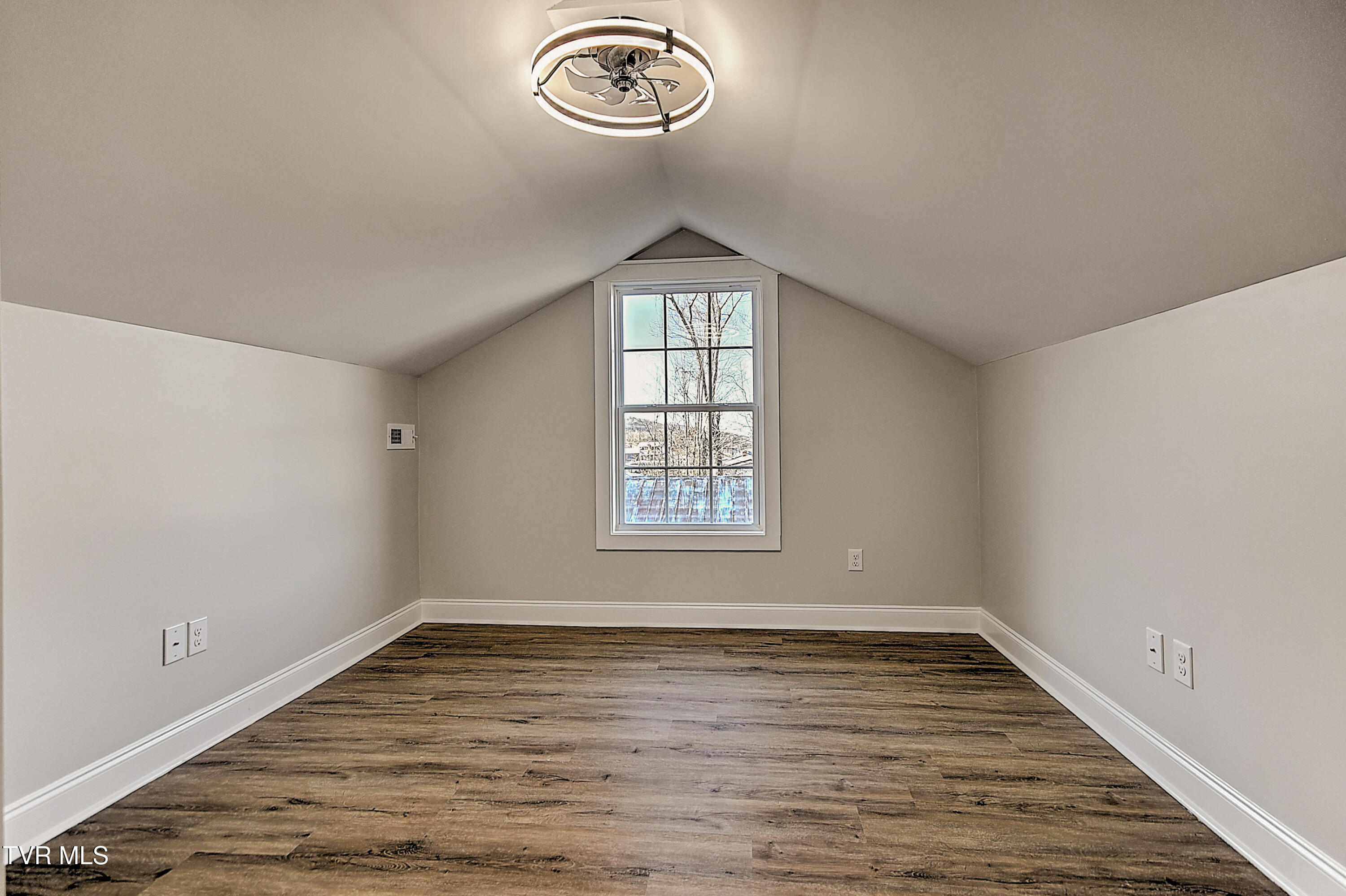 104 Powell Street Greeneville, TN 37745 - Photo 23 of 39 104 Powel St DA-24