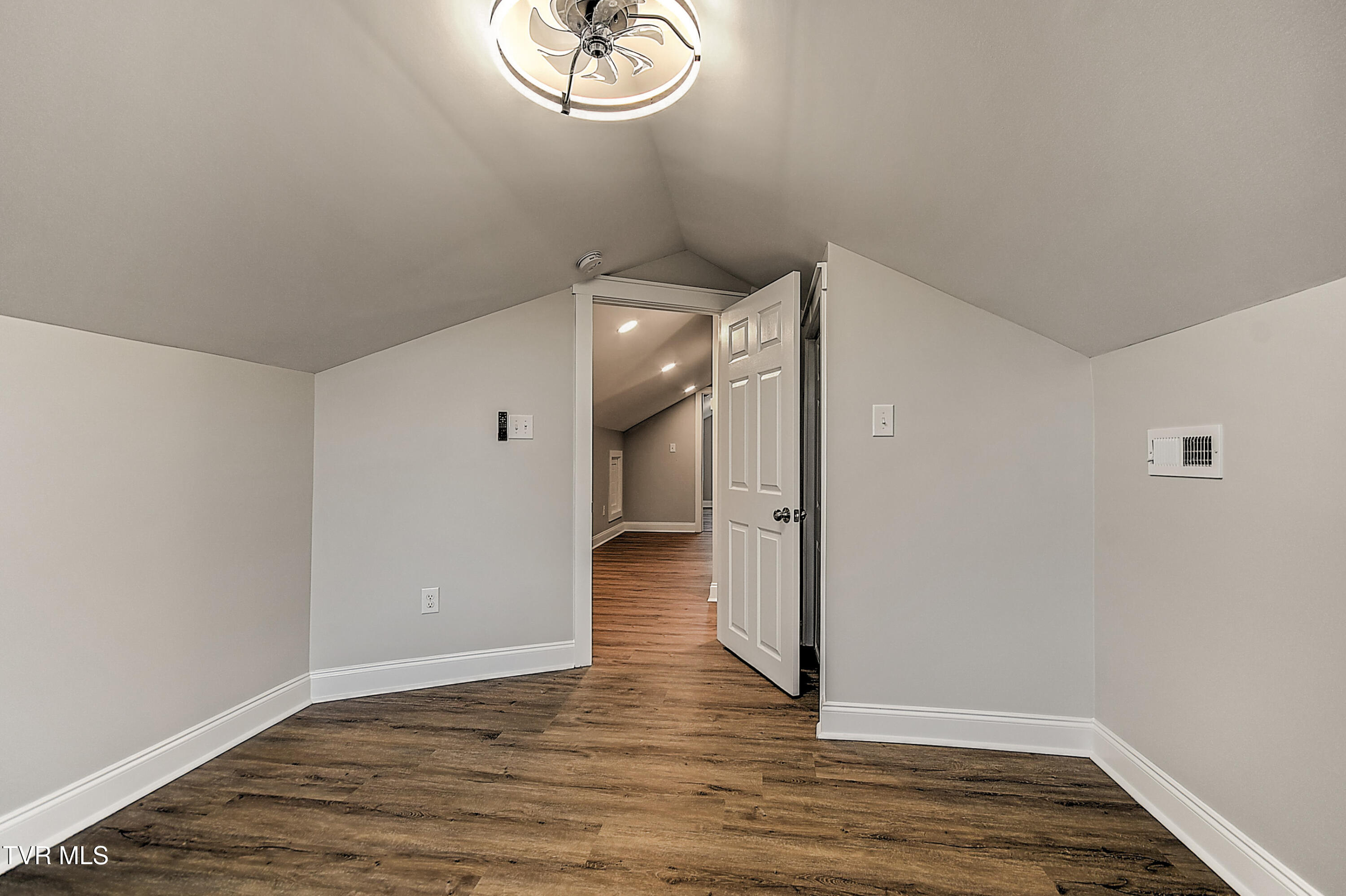 104 Powell Street Greeneville, TN 37745 - Photo 25 of 39 104 Powel St DA-26