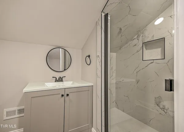 $265,000 | 104 Powell Street, Greeneville, TN 37745