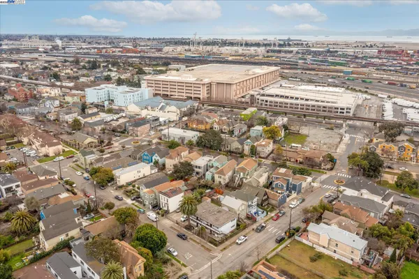 $1,299,000 | 1745 Chase Street, Oakland, CA 94607