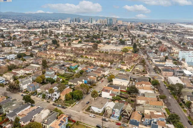 $1,299,000 | 1745 Chase Street, Oakland, CA 94607