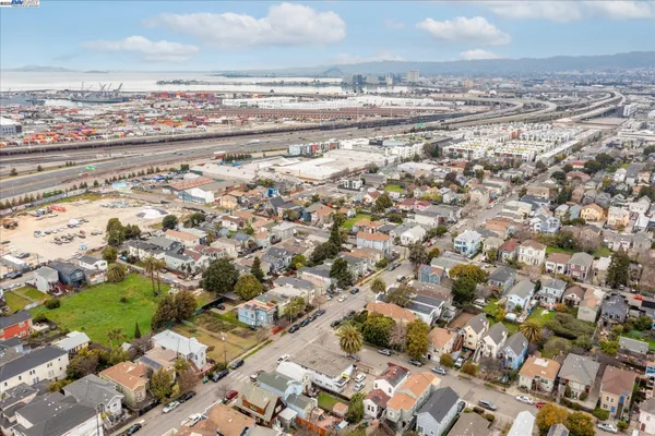 $1,299,000 | 1745 Chase Street, Oakland, CA 94607