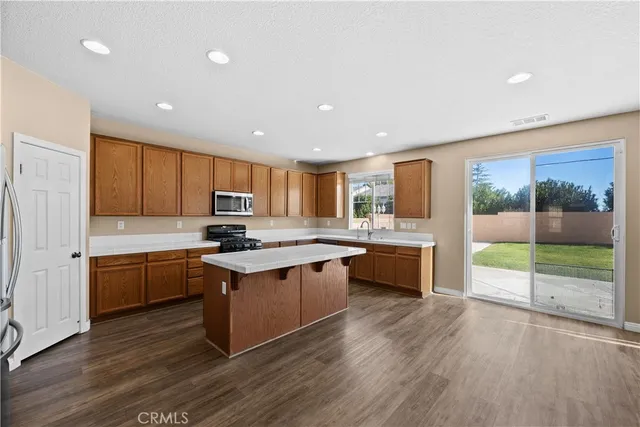 $4,200 | 38442 Wakefield Place, Palmdale, CA 93551