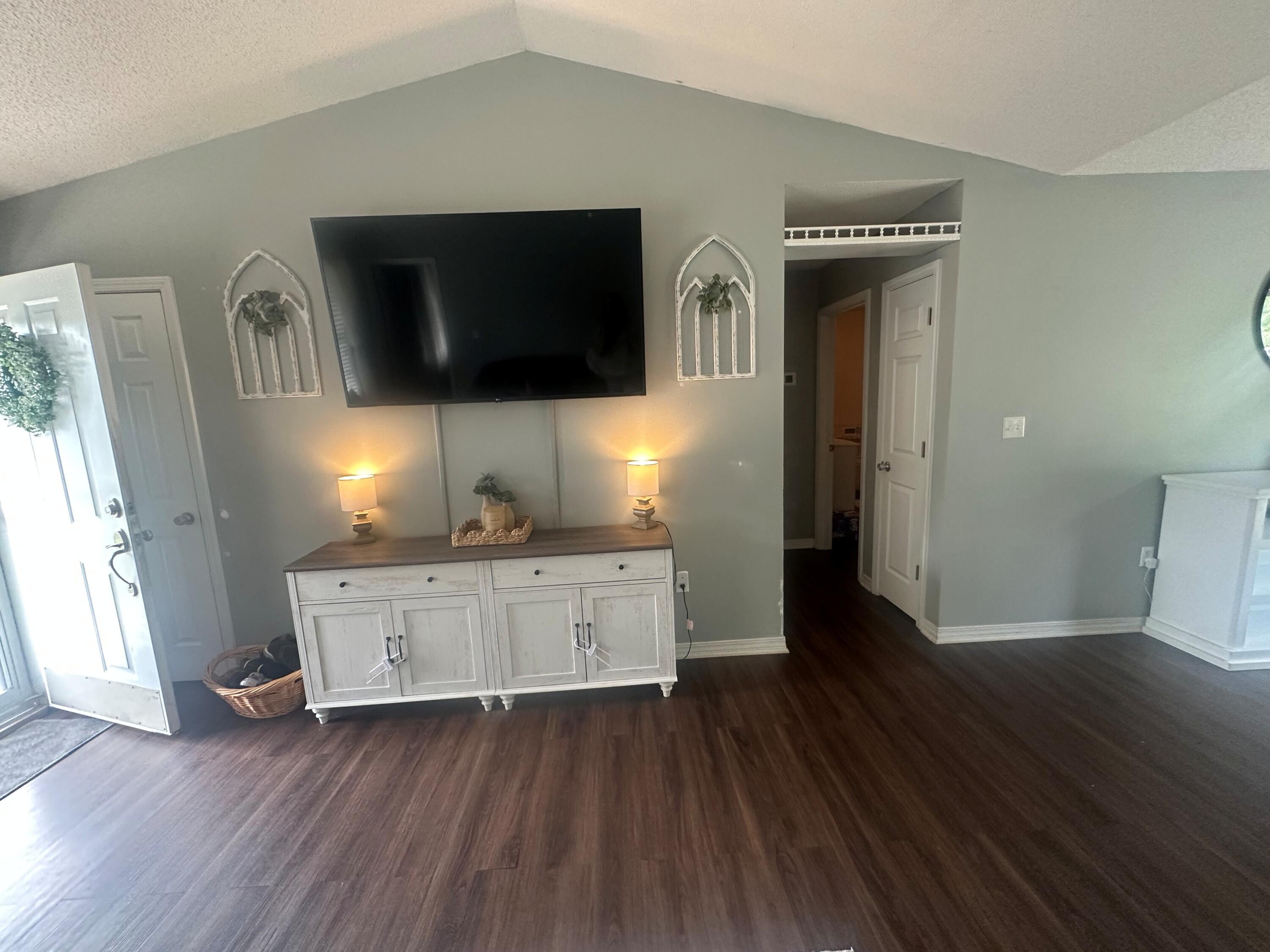 3016 Cabela Lane Crestview, FL 32539 - Photo 5 of 10 weeks9