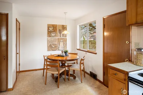 $855,000 | 5819 30th Avenue Northwest, Seattle, WA 98107