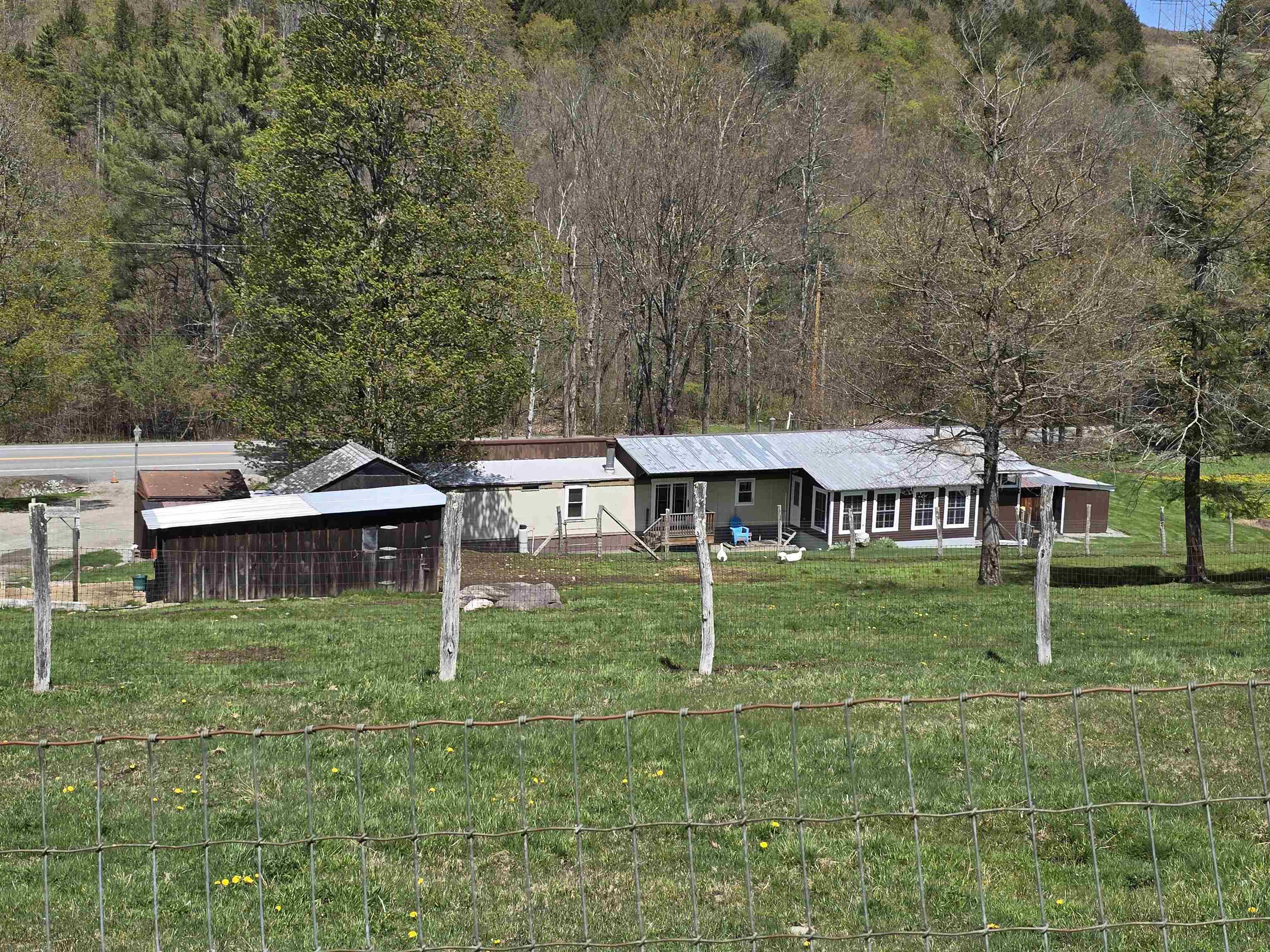 847 Simonsville Road Andover, VT 05143 - Photo 16 of 38