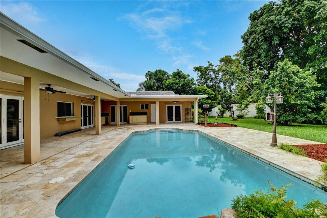 6923 Corto Circle Boca Raton, FL 33433 - Photo 8 of 59 Photo 8