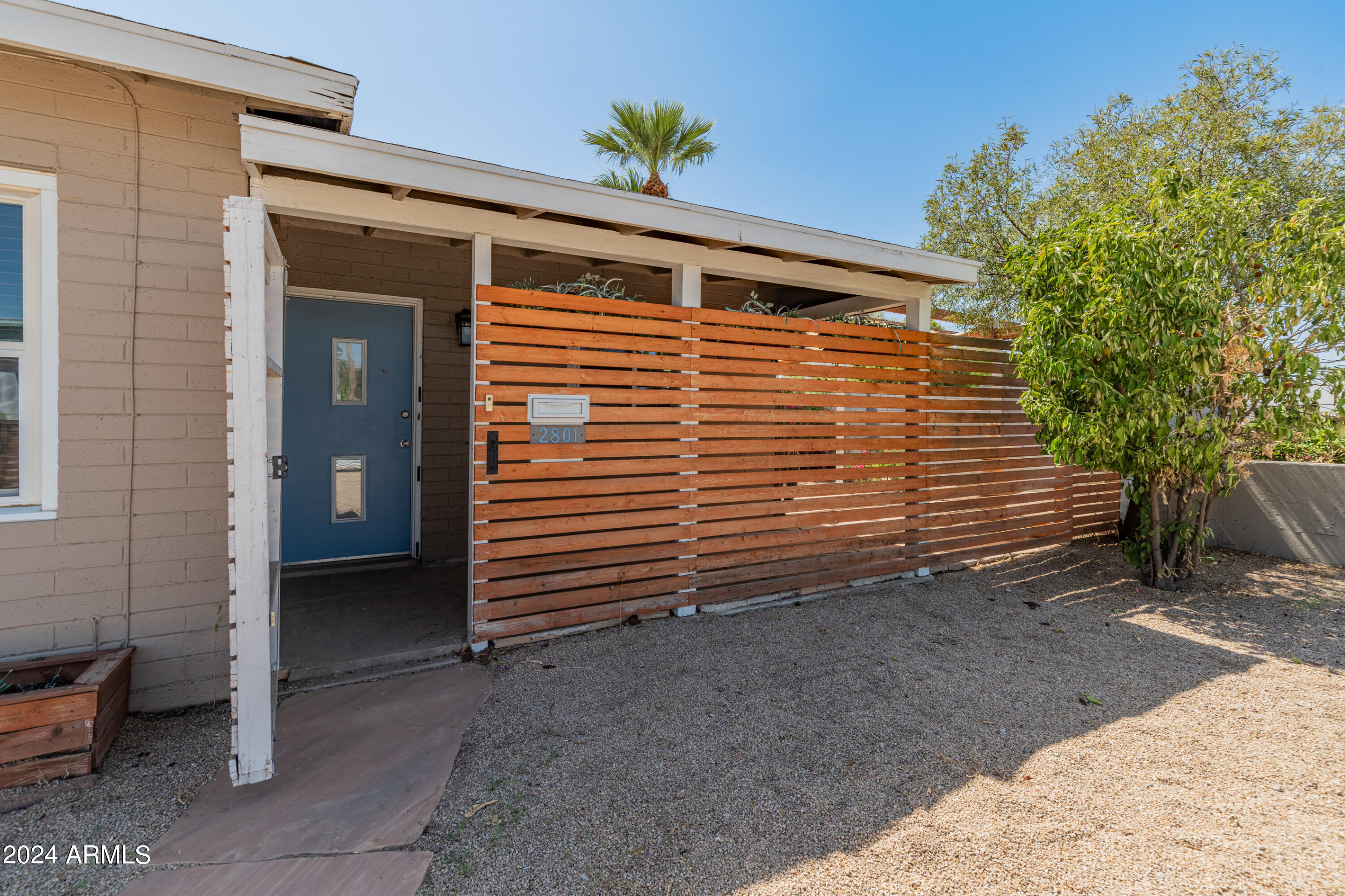 2801 E Osborn Rd-44