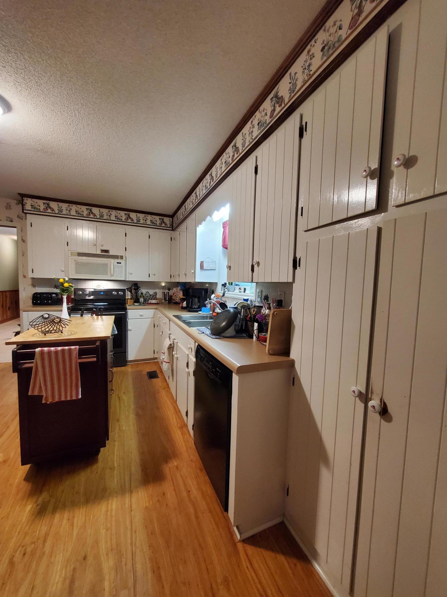 839 Winchester Road Walterboro, SC 29488 - Photo 18 of 88 20201101_144753