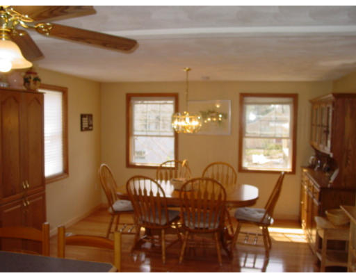 8 Crest Road Billerica, MA 01821 - Photo 2 of 9 Gallery Image 2
