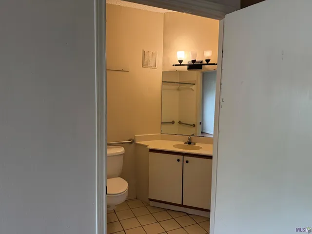 $71,900 | 11550 Southfork Avenue, Unit 111, Baton Rouge, LA 70816