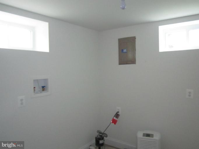2103 Rolling Rd. Windsor Mill, MD 21244 - Photo 14 of 29 Interior (General)